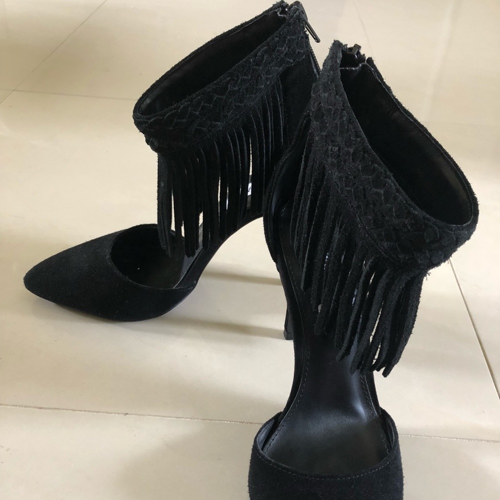 Steve Madden Melia Black Suede Fringe Heels